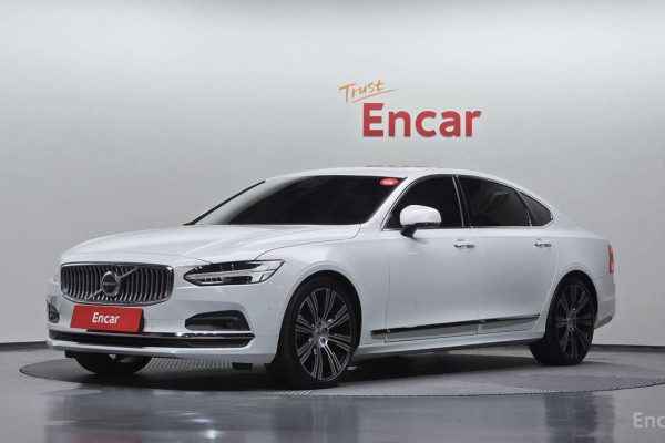 2023 Volvo S90 с пробегом 27 426 км