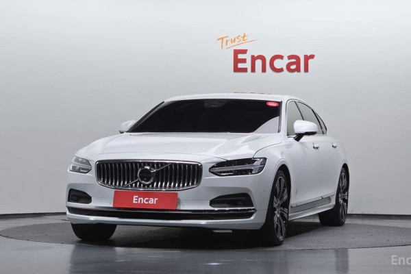 2023 Volvo S90 с пробегом 27 426 км