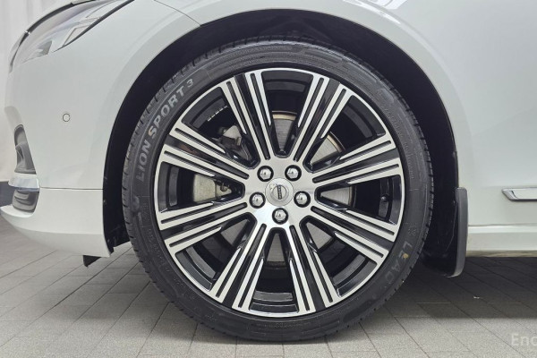 2022 Volvo S90 с пробегом 57 298 км