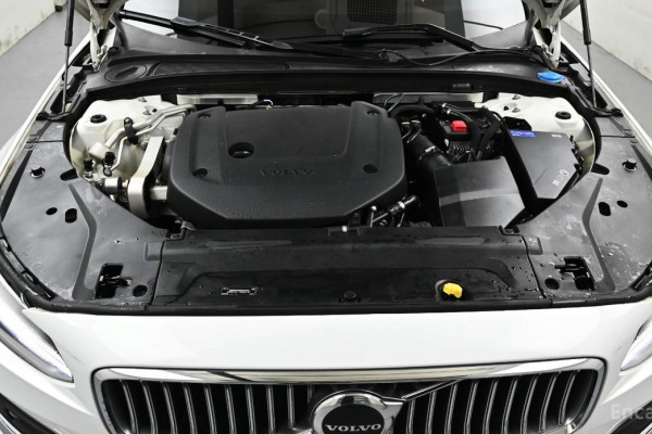 2021 Volvo S90 с пробегом 93 410 км