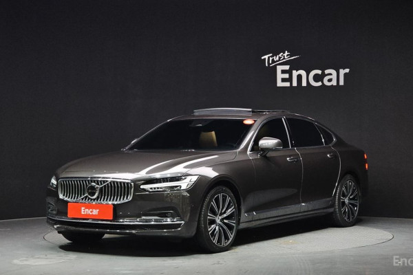 2023 Volvo S90 с пробегом 32 370 км