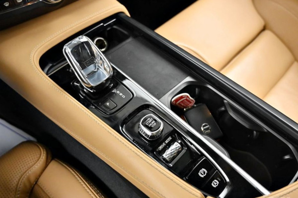 2021 Volvo S90 с пробегом 93 410 км