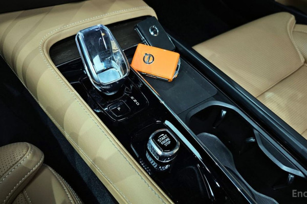 2022 Volvo S90 с пробегом 63 622 км