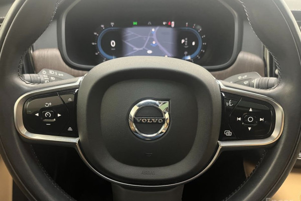 2022 Volvo S90 с пробегом 26 401 км