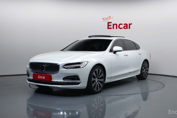 2022 Volvo S90 с пробегом 9 088 км