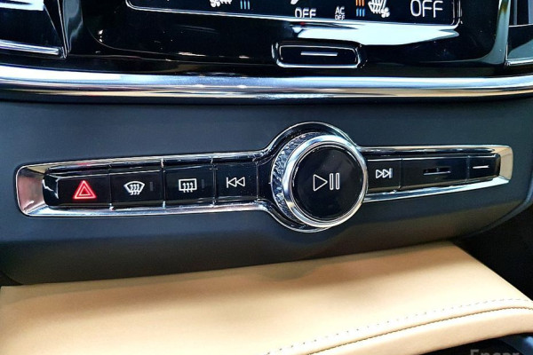 2021 Volvo S90 с пробегом 43 433 км