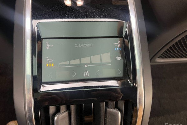 2022 Volvo S90 с пробегом 26 401 км