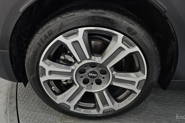 2023 Mini Countryman с пробегом 22 797 км