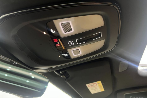 2022 Volvo S90 с пробегом 26 401 км