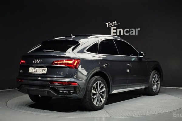 2022 Audi Q5 с пробегом 65 982 км