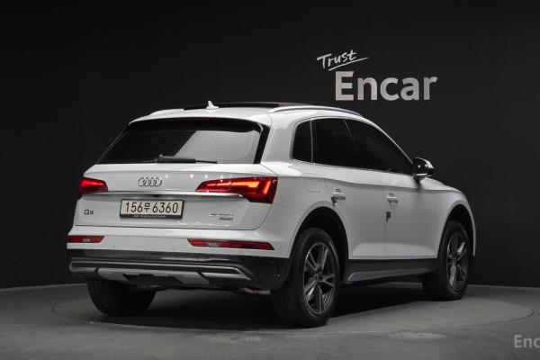 2021 Audi Q5 с пробегом 59 882 км
