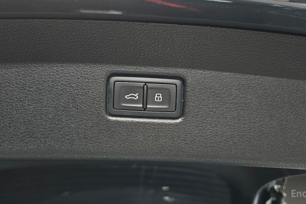 2022 Audi Q5 с пробегом 65 982 км