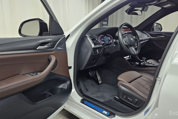 2024 BMW X4 с пробегом 15 613 км