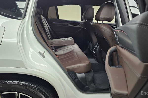 2024 BMW X4 с пробегом 15 613 км