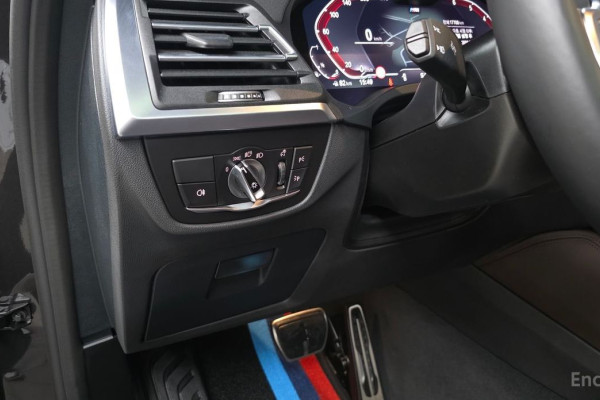 2025 BMW X4 с пробегом 17 708 км