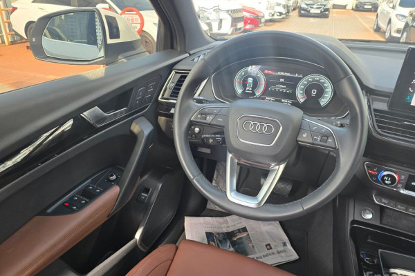 2022 Audi Q5 с пробегом 39 577 км