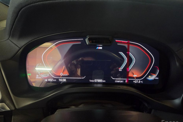 2025 BMW X4 с пробегом 7 885 км