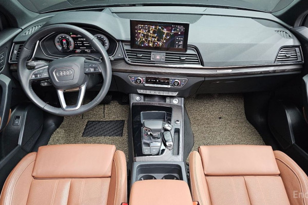 2023 Audi Q5 с пробегом 10 862 км