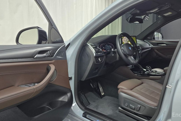 2025 BMW X4 с пробегом 7 342 км