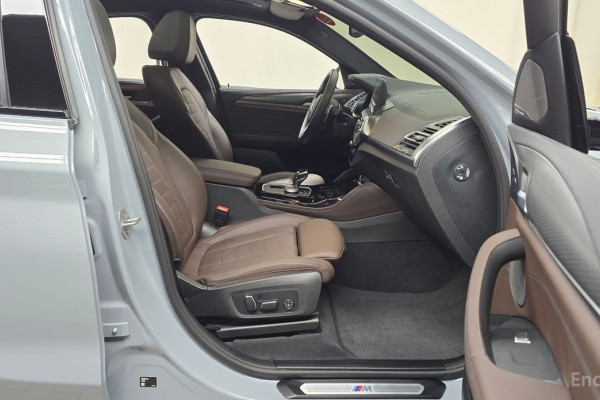 2025 BMW X4 с пробегом 7 342 км