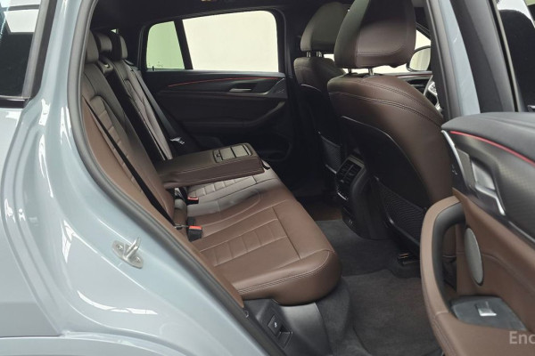 2025 BMW X4 с пробегом 7 342 км