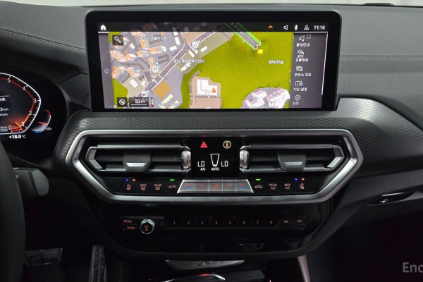 2025 BMW X4 с пробегом 7 342 км