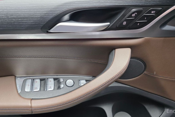 2024 BMW X4 с пробегом 15 318 км