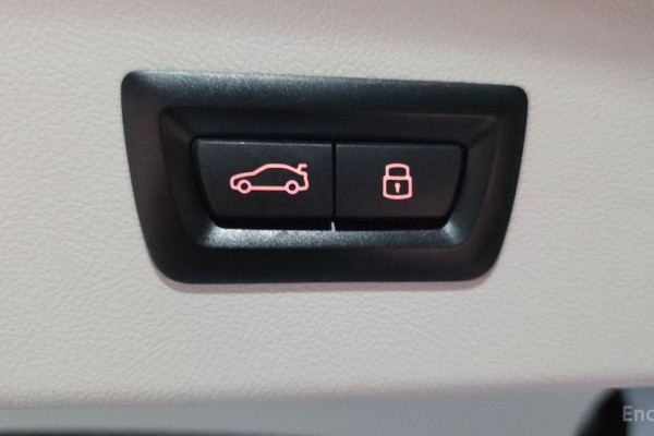 2024 BMW X4 с пробегом 15 318 км