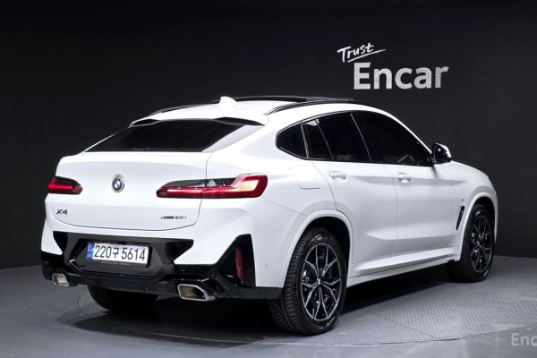 2023 BMW X4 с пробегом 23 235 км