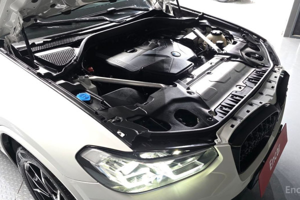 2023 BMW X4 с пробегом 23 235 км