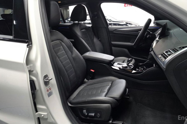 2023 BMW X4 с пробегом 23 235 км