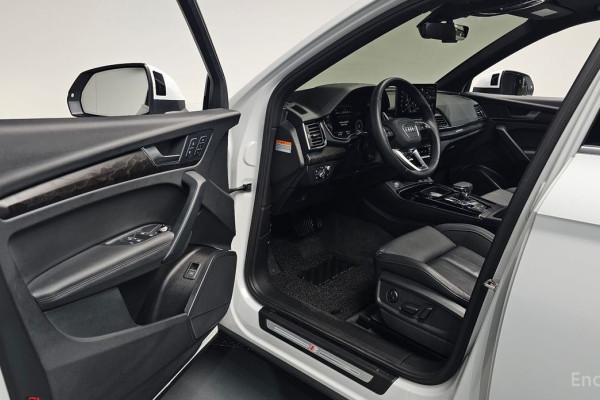 2023 Audi Q5 с пробегом 17 047 км