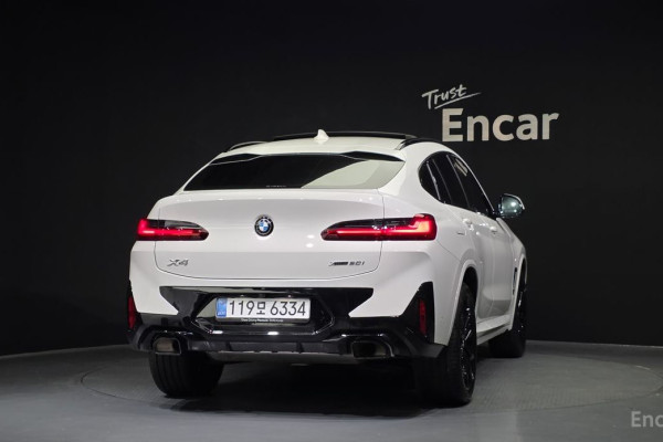 2025 BMW X4 с пробегом 8 091 км