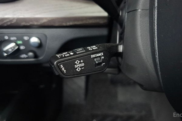 2023 Audi Q5 с пробегом 17 047 км