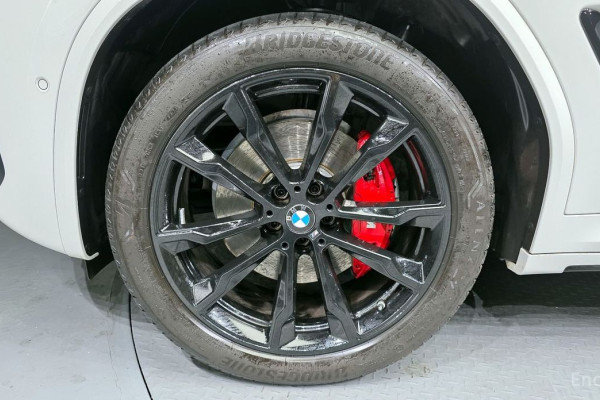 2025 BMW X4 с пробегом 8 091 км