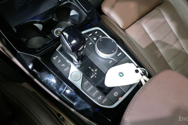 2025 BMW X4 с пробегом 8 091 км