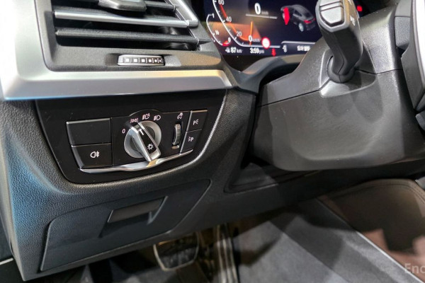 2025 BMW X4 с пробегом 8 091 км