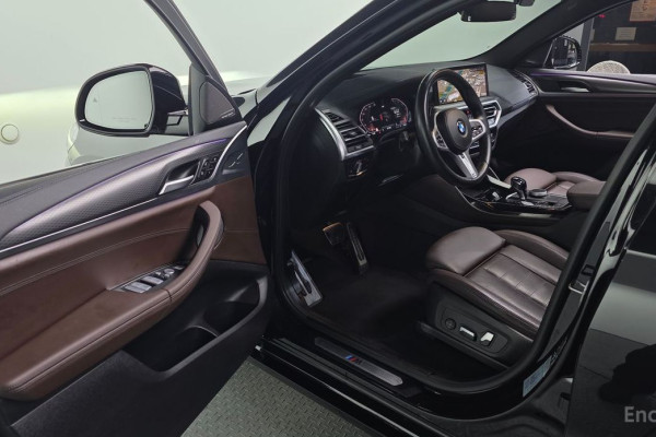 2023 BMW X4 с пробегом 36 221 км