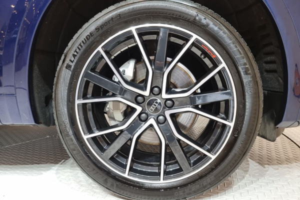 2024 Audi Q5 с пробегом 24 361 км