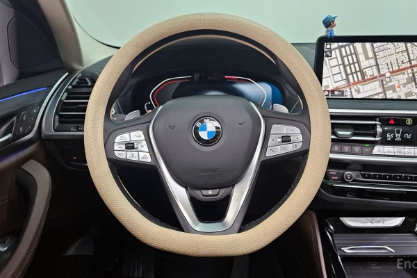 2025 BMW X4 с пробегом 4 671 км