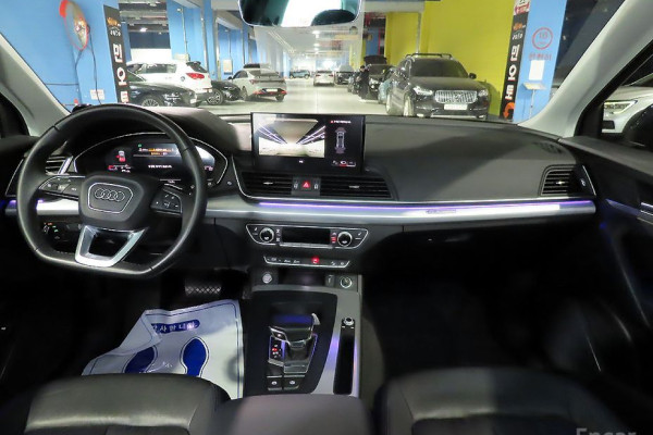 2022 Audi Q5 с пробегом 65 982 км