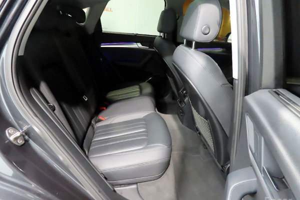 2022 Audi Q5 с пробегом 65 982 км