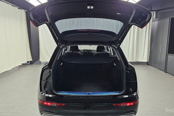 2023 Audi Q5 с пробегом 19 503 км