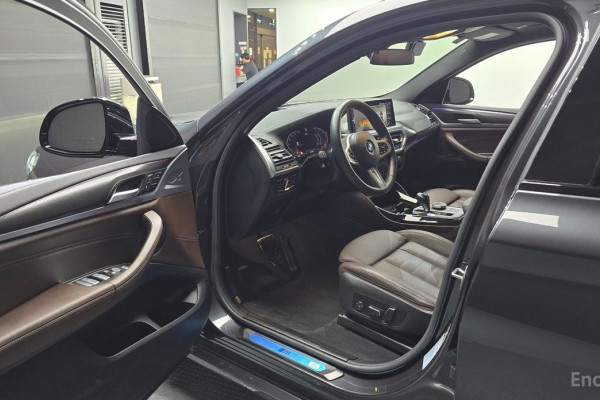 2023 BMW X4 с пробегом 17 506 км