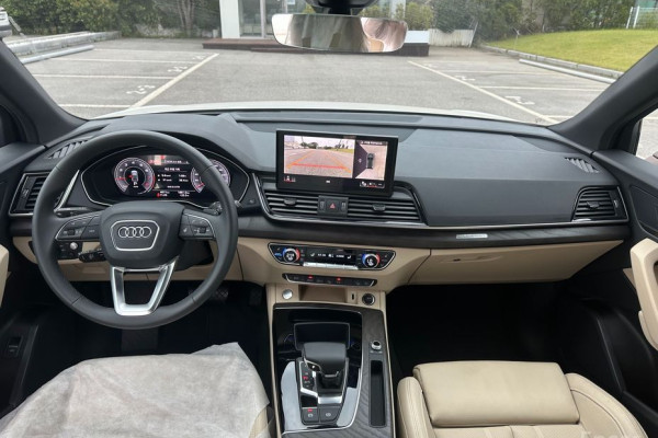 2023 Audi Q5 с пробегом 13 000 км