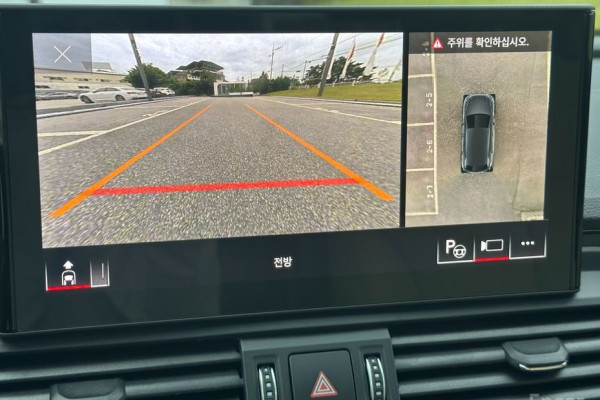 2023 Audi Q5 с пробегом 13 000 км