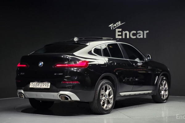 2023 BMW X4 с пробегом 52 537 км