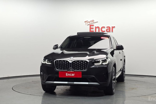 2025 BMW X4 с пробегом 9 160 км