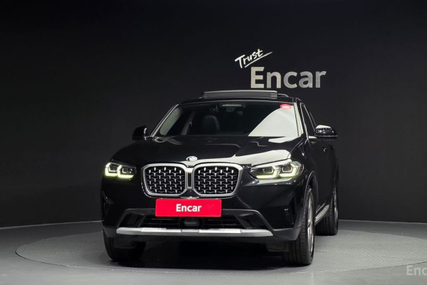 2023 BMW X4 с пробегом 52 537 км