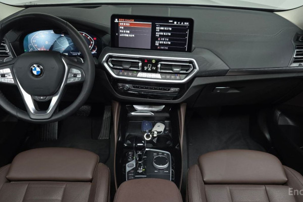 2025 BMW X4 с пробегом 9 160 км